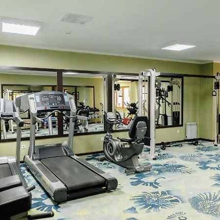 Shera Inn Hotel Алмати Екстер'єр фото