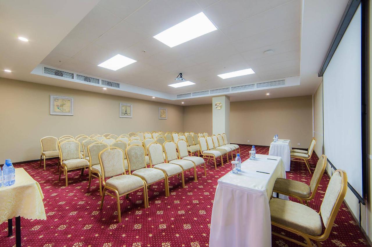 Shera Inn Hotel Алмати Екстер'єр фото