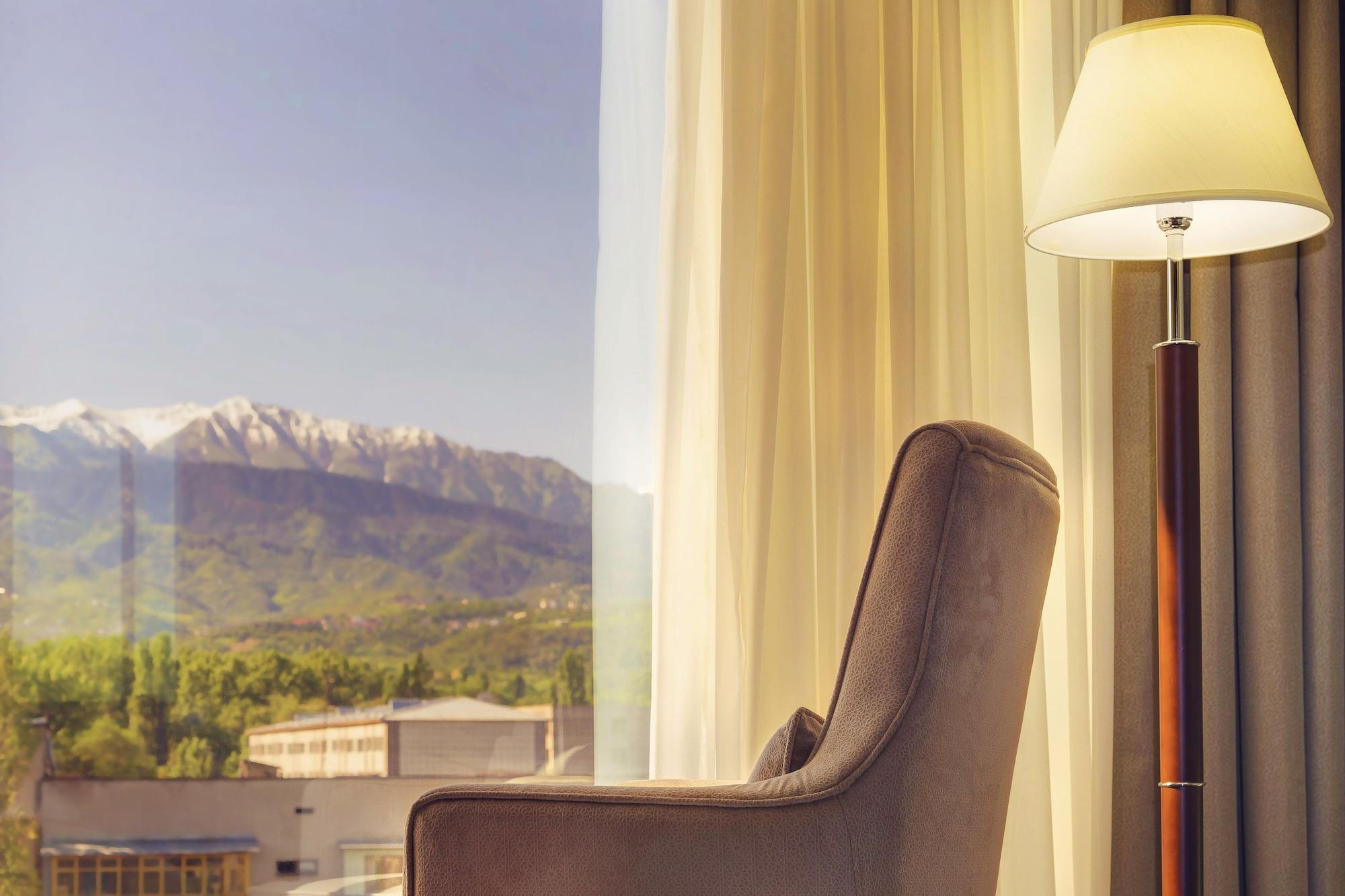 Shera Inn Hotel Алмати Екстер'єр фото