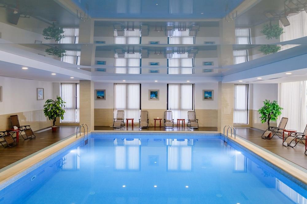 Shera Inn Hotel Алмати Екстер'єр фото
