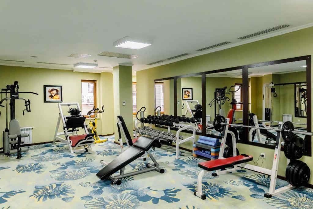 Shera Inn Hotel Алмати Екстер'єр фото