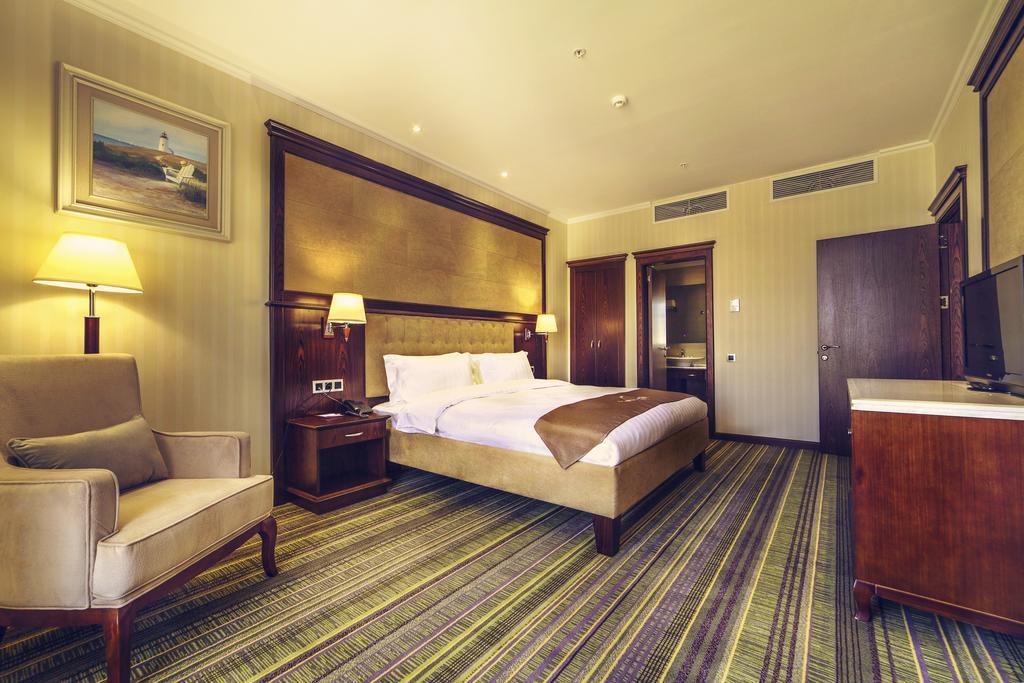 Shera Inn Hotel Алмати Екстер'єр фото